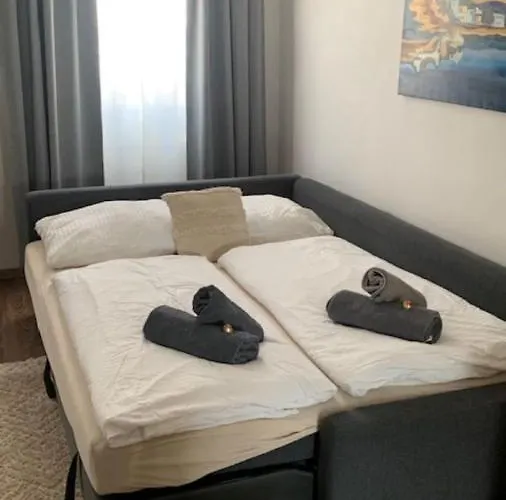 Gemuetliches Apartment, Wien 11, U-Bahn Naehe * וינה